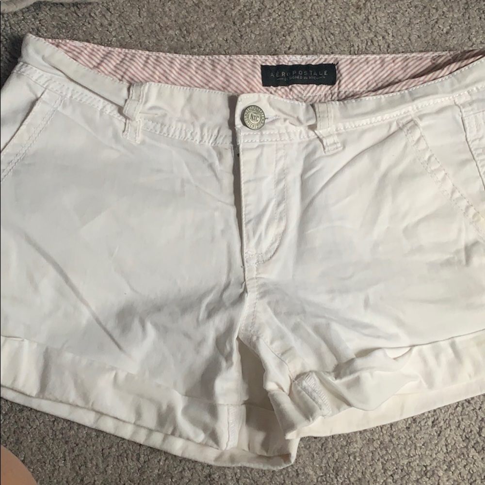 White Aeropostale shorts